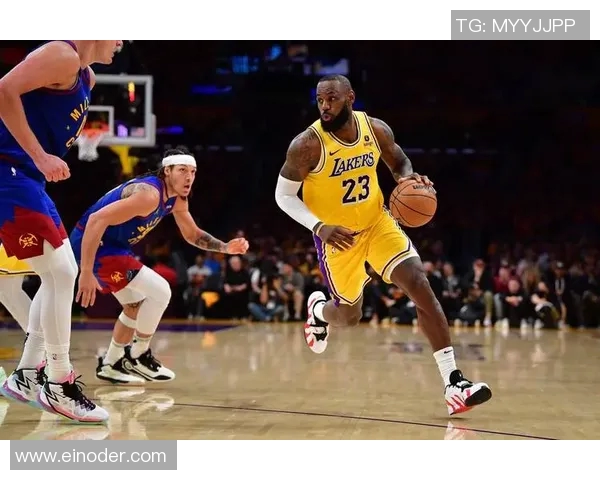 2005年湖人与小牛的激烈对决回顾与精彩瞬间分析